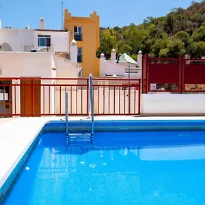 https://estudio-agua-gibralfaro-con-piscina.es-andalucia.com